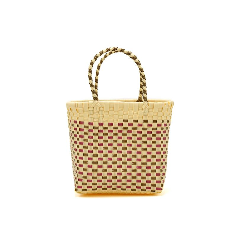 アソートは通常のサイズと異なる場合がございます。