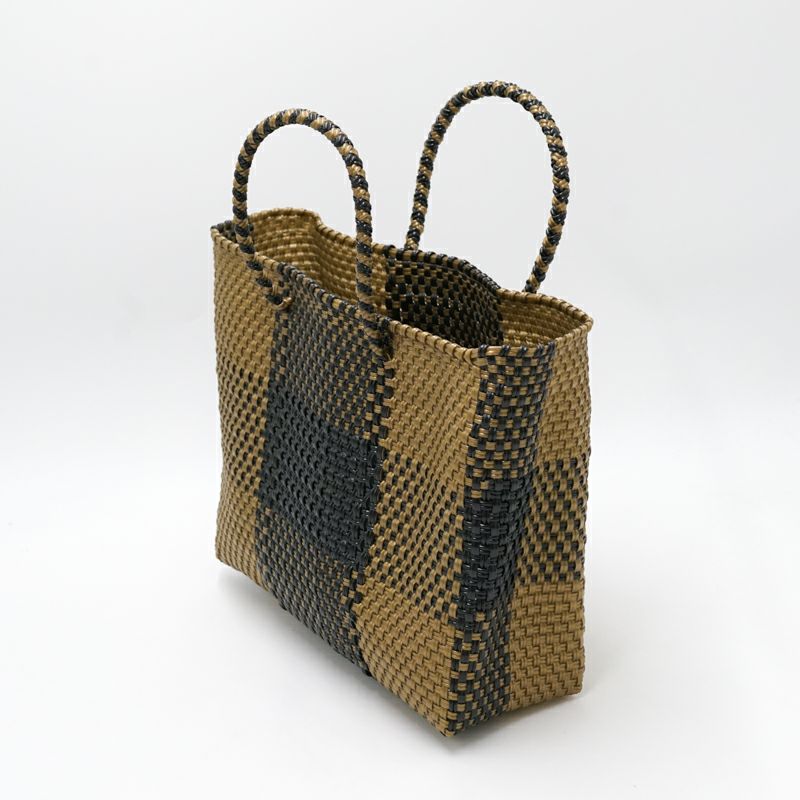 アソートは通常のサイズと異なる場合がございます。