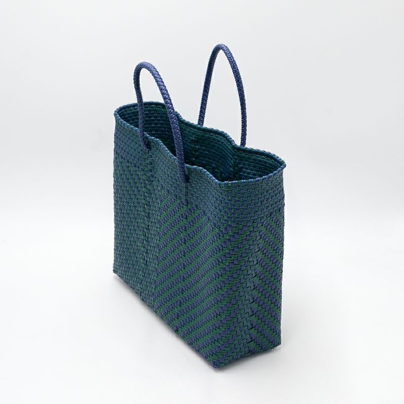 アソートは通常のサイズと異なる場合がございます。