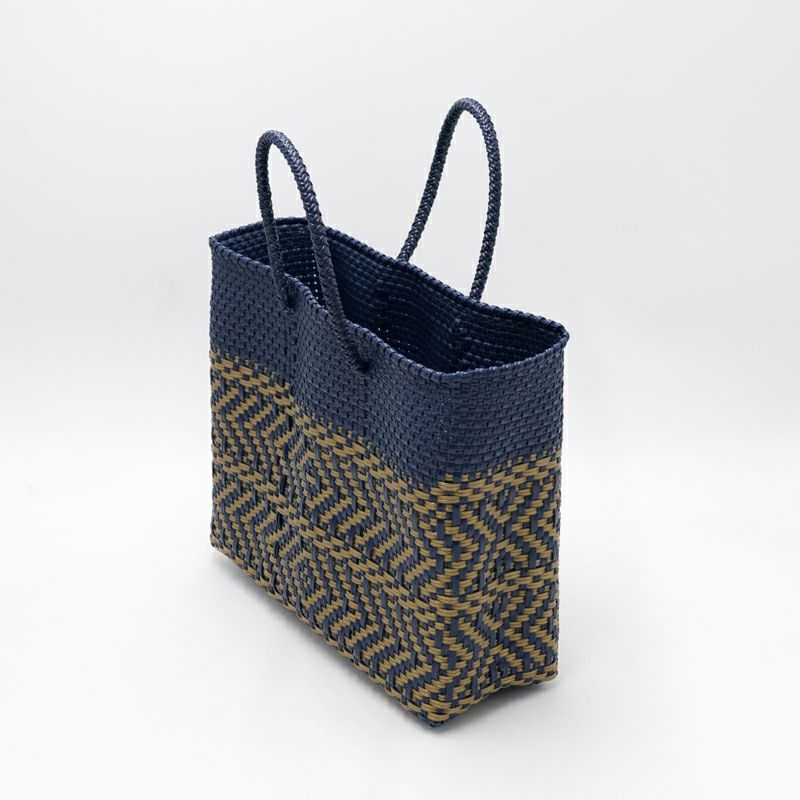 アソートは通常のサイズと異なる場合がございます。