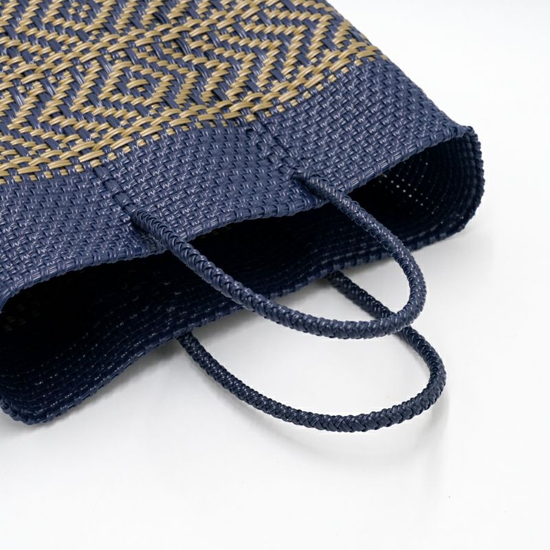 アソートは通常のサイズと異なる場合がございます。