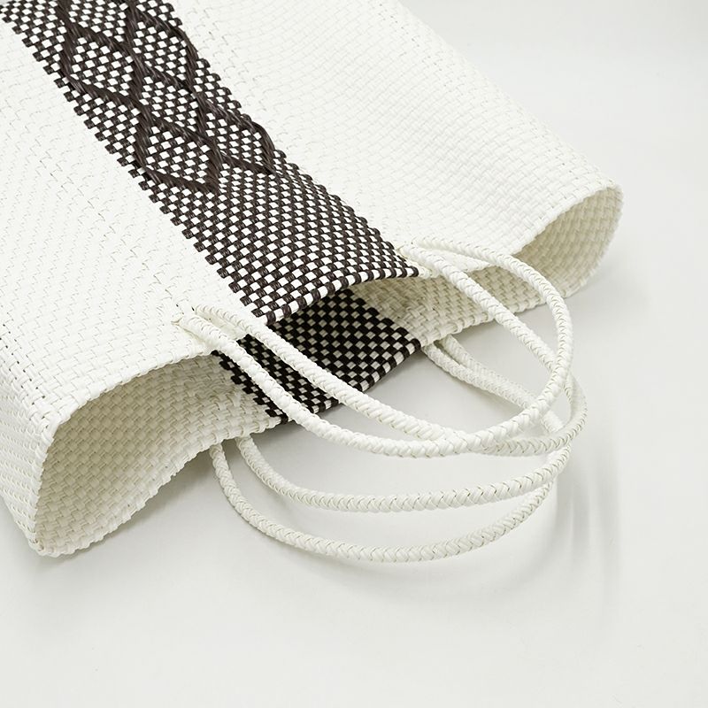 アソートは通常のサイズと異なる場合がございます。